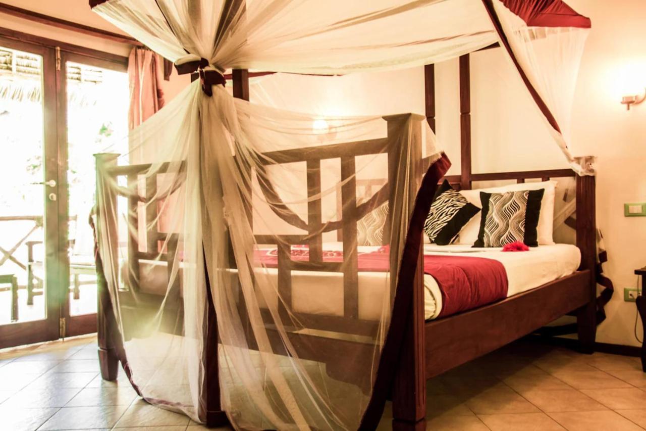 Uroa Bay Beach Resort Zanzibar Εξωτερικό φωτογραφία
