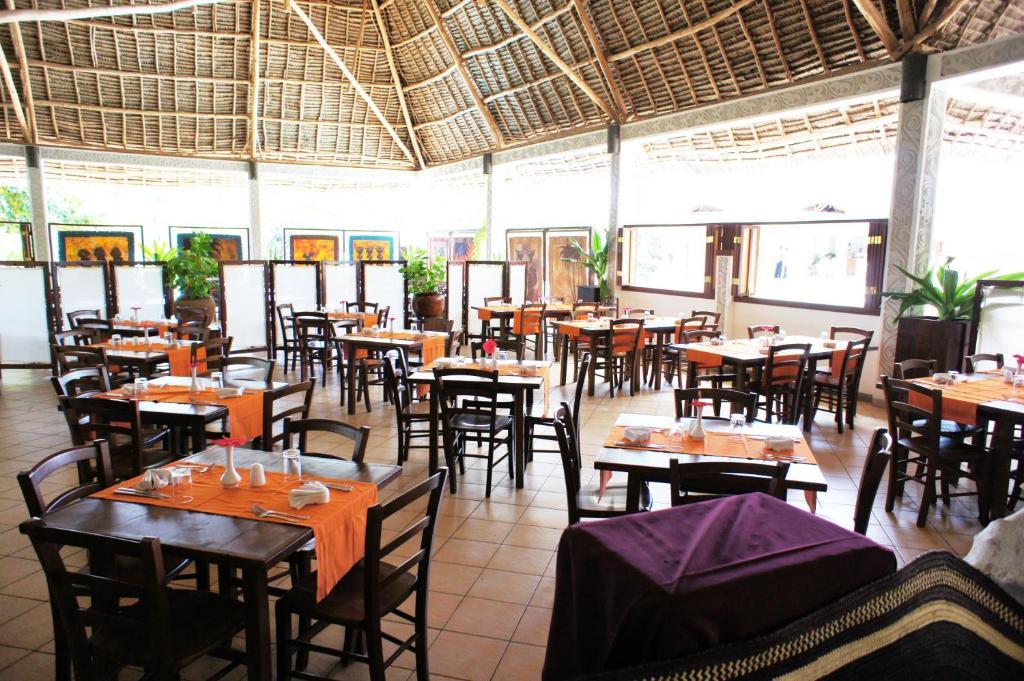 Uroa Bay Beach Resort Zanzibar Εξωτερικό φωτογραφία